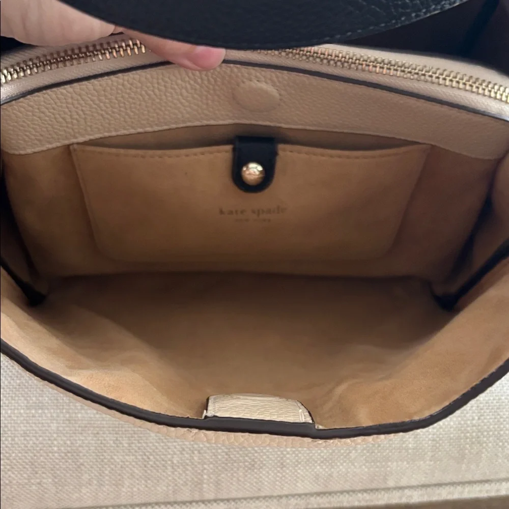 Kate Spade Knott Medium Crossbody Bag - Picture 10 of 12